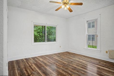 387 Dille Street Morgantown WV 26505
