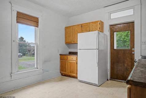 387 Dille Street Morgantown WV 26505