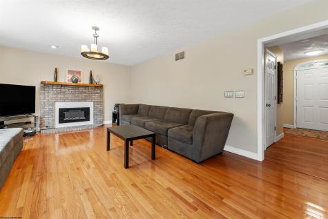 3004 Fallen Oak Road Morgantown WV 26508