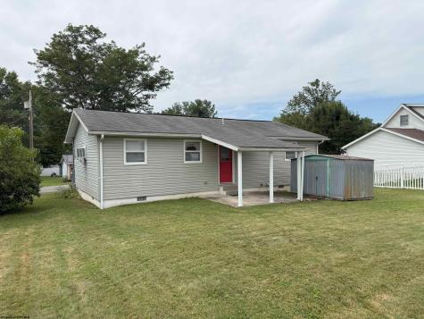 16 Vector Avenue Elkins WV 26241