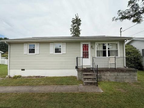 16 Vector Avenue Elkins WV 26241