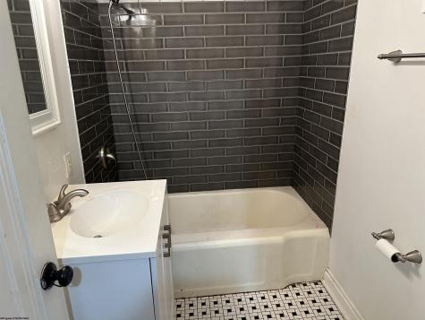 396 Laurel Street Morgantown WV 26505