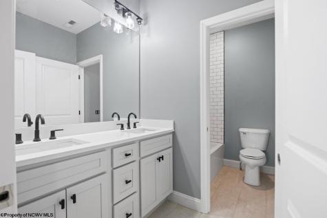 206 Sabre Court Morgantown WV 26508