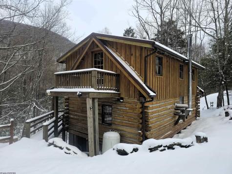 390 Dolly Lane Dryfork WV 26263