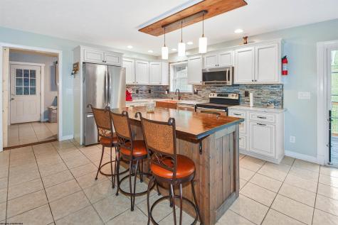 102 Saffel Hill Drive Grafton WV 26354