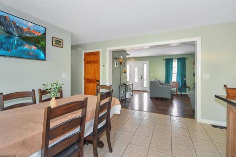102 Saffel Hill Drive Grafton WV 26354