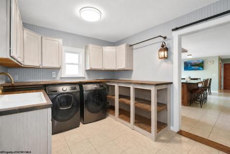 102 Saffel Hill Drive Grafton WV 26354