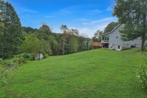 102 Saffel Hill Drive Grafton WV 26354