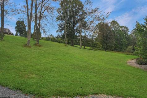 102 Saffel Hill Drive Grafton WV 26354