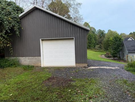 102 Saffel Hill Drive Grafton WV 26354