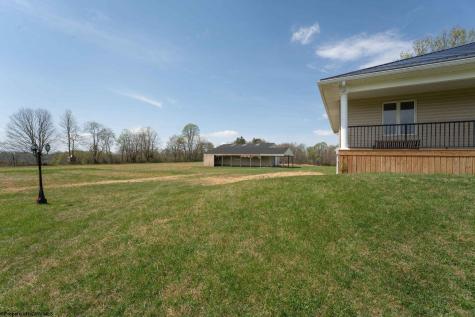 932 Linton Road Independence WV 26374