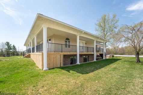 932 Linton Road Independence WV 26374