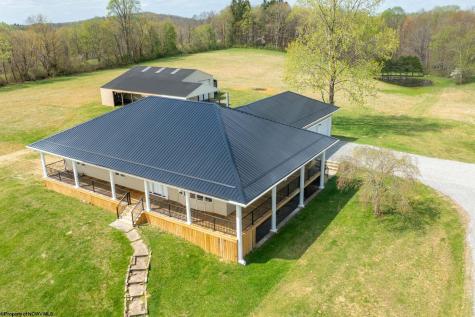 932 Linton Road Independence WV 26374