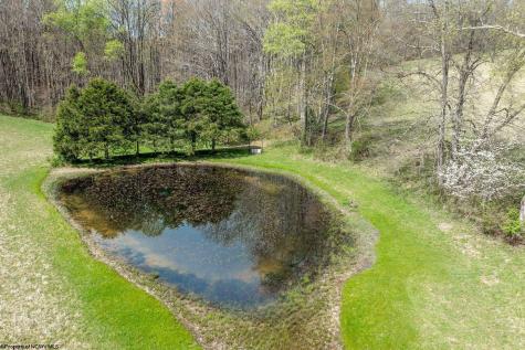 932 Linton Road Independence WV 26374