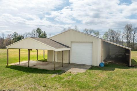 932 Linton Road Independence WV 26374