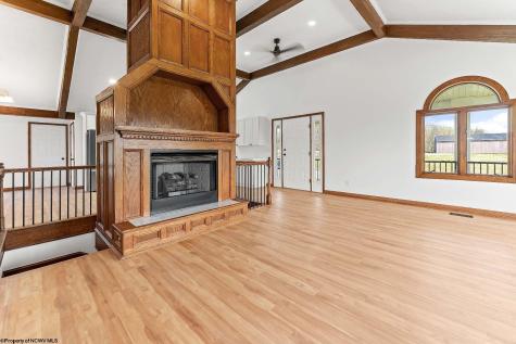932 Linton Road Independence WV 26374