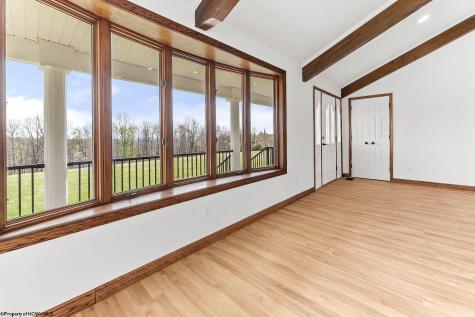 932 Linton Road Independence WV 26374