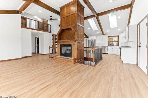 932 Linton Road Independence WV 26374