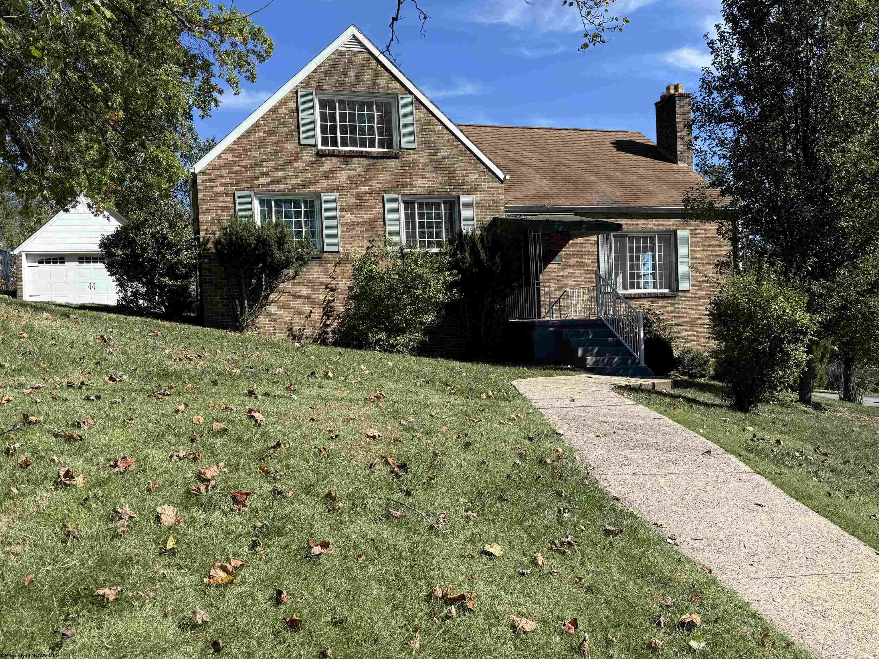 1201 Peacock Lane Fairmont WV 26554