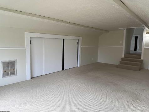 1201 Peacock Lane Fairmont WV 26554