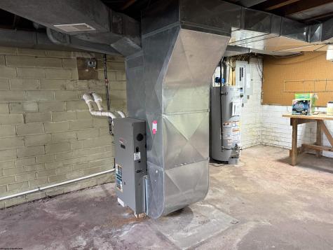 1201 Peacock Lane Fairmont WV 26554