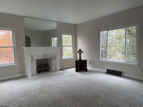 1201 Peacock Lane Fairmont WV 26554