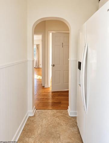 859 Winter Avenue Weston WV 26452