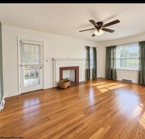 859 Winter Avenue Weston WV 26452