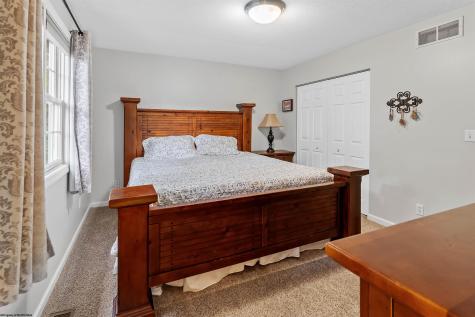 5 Monument Lane Morgantown WV 26508