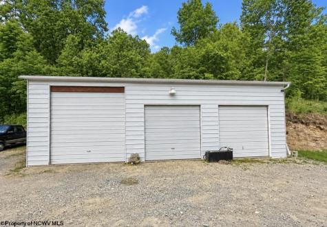 2309 Sassafras Road Weston WV 26452