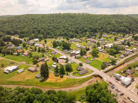 2141 Front Street Bayard WV 26707