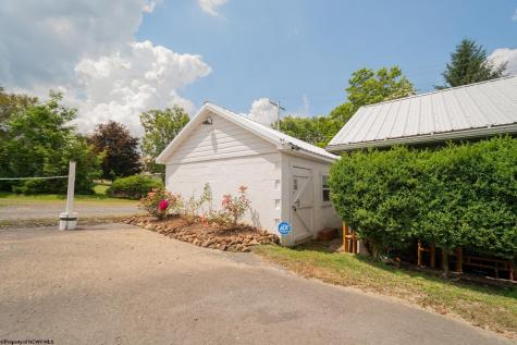 2141 Front Street Bayard WV 26707