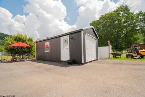 2141 Front Street Bayard WV 26707