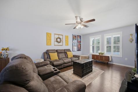 4626 Fairmont Road Rivesville WV 26588