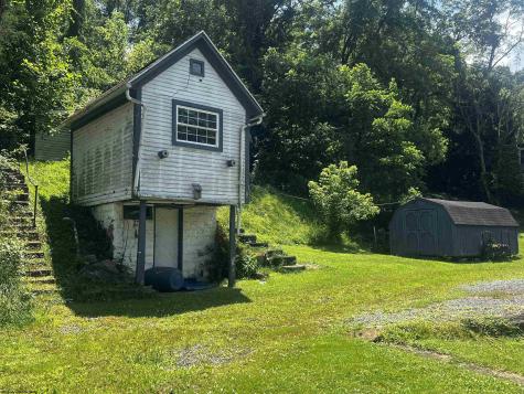 64 Carolina Avenue Salem WV 26426