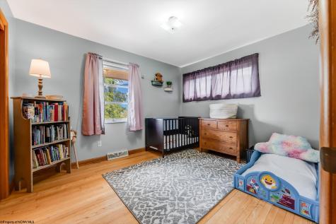 756 Mountain View Place Morgantown WV 26501