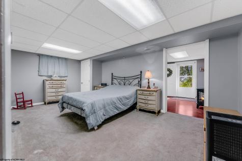 756 Mountain View Place Morgantown WV 26501