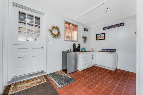 756 Mountain View Place Morgantown WV 26501