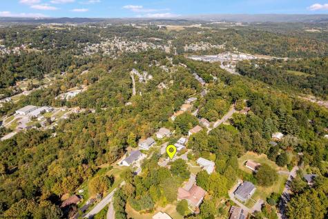 756 Mountain View Place Morgantown WV 26501