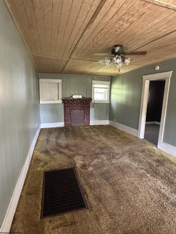 360 Oak Street Burnsville WV 26335