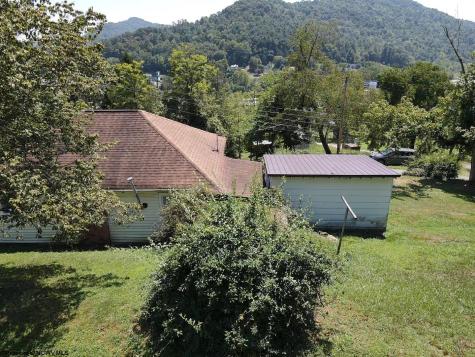 360 Oak Street Burnsville WV 26335