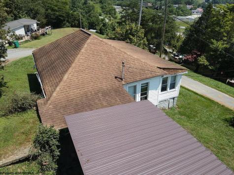 360 Oak Street Burnsville WV 26335