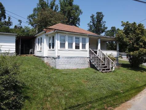 360 Oak Street Burnsville WV 26335