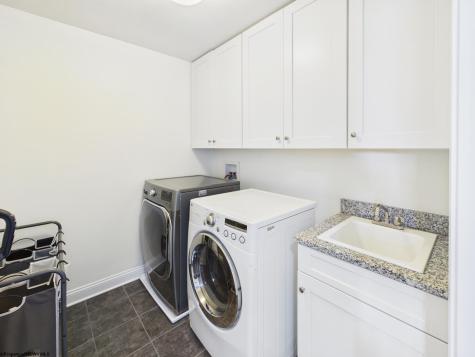 90 Falling Water Lane Morgantown WV 26508