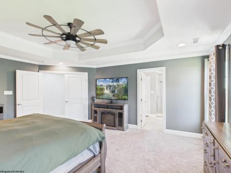 90 Falling Water Lane Morgantown WV 26508