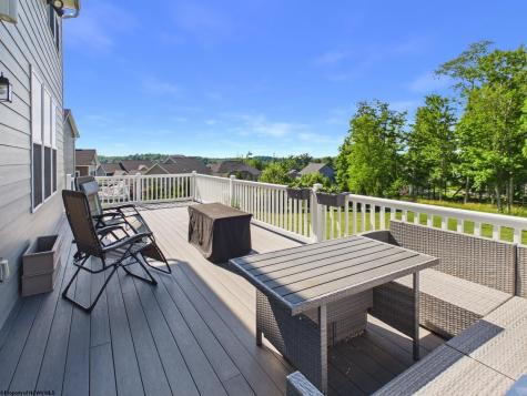 90 Falling Water Lane Morgantown WV 26508