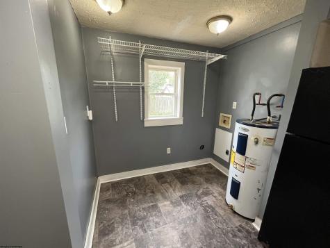 135 Charles Street Clarksburg WV 26301