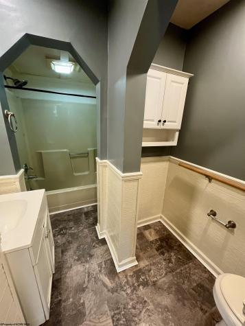 135 Charles Street Clarksburg WV 26301