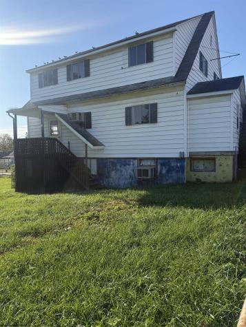 1634 Pride Avenue Clarksburg WV 26301
