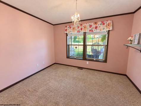 3922 Webster Pike Grafton WV 26354
